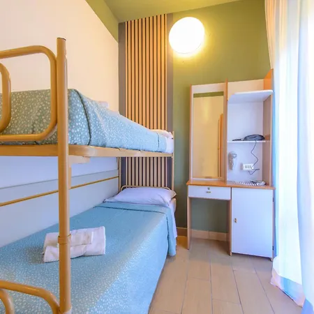 Hotel Colorado 3*