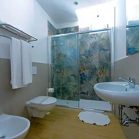 Hotel Colorado 3*