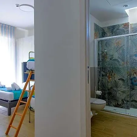 Hotel Colorado